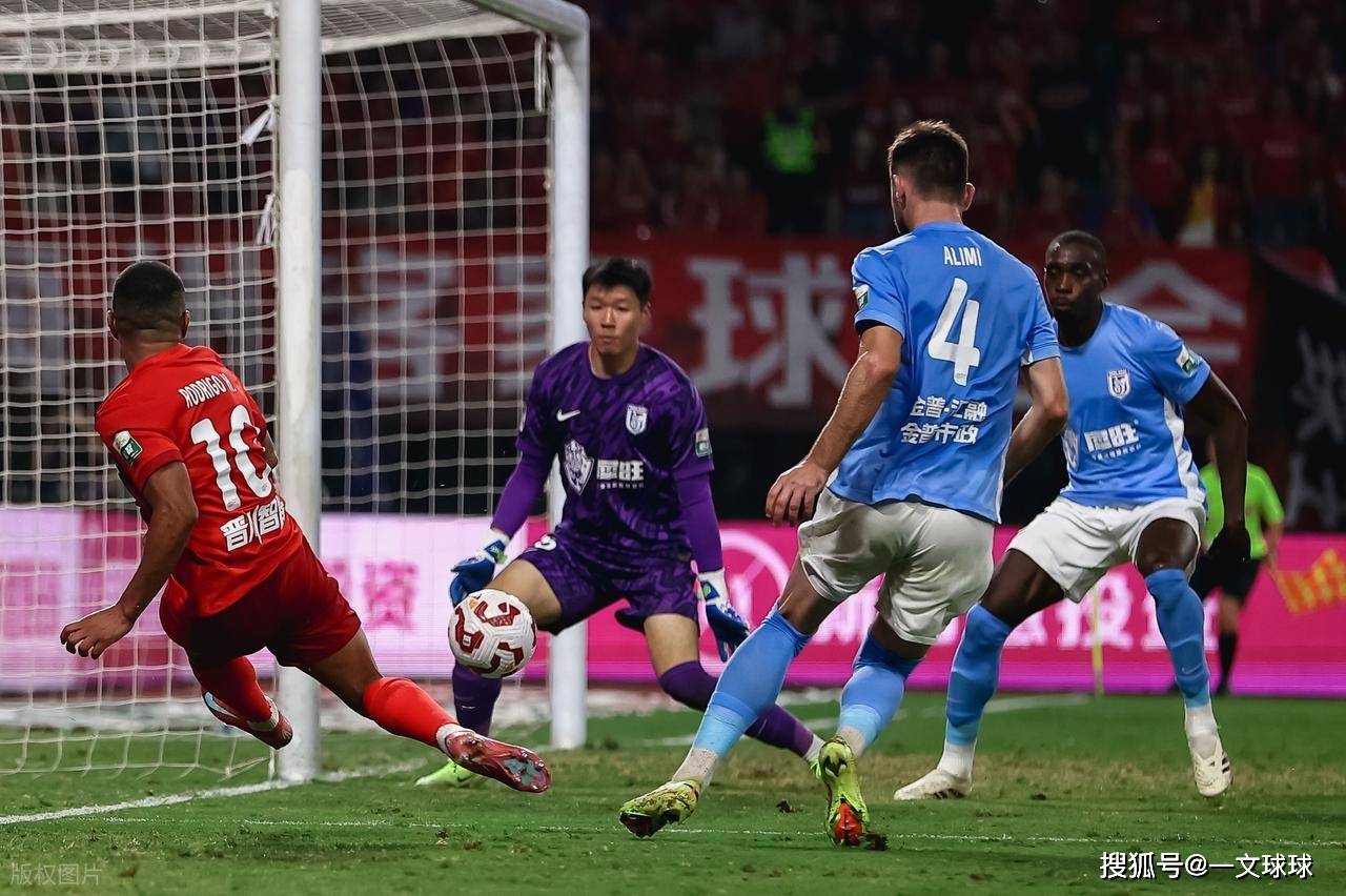 转折点利物浦篮板制胜，中超今晨攻防权衡，底气十足，训练强度明显提升的简单介绍